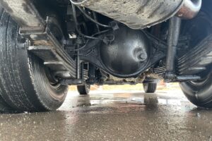 サムネイル: 平成25年　エルフ2.85トンダンプ　４WD 荷台塗装済み　車検令和7年12月