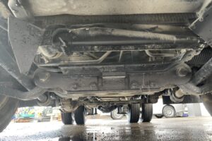 サムネイル: 平成25年　エルフ2.85トンダンプ　４WD 荷台塗装済み　車検令和7年12月
