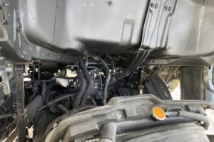 サムネイル: 平成25年　エルフ2.85トンダンプ　４WD 荷台塗装済み　車検令和7年12月