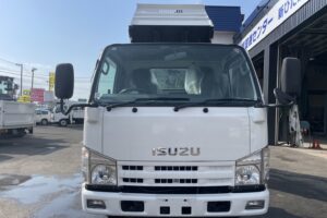 サムネイル: 平成25年　エルフ2.85トンダンプ　４WD 荷台塗装済み　車検令和7年12月