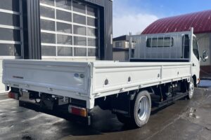 サムネイル: 平成23年　デュトロ２トン平ワイドロング　全塗装済み　車検1年付