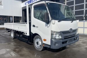 サムネイル: 平成23年　デュトロ２トン平ワイドロング　全塗装済み　車検1年付