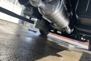 サムネイル: 平成23年　デュトロ２トン平ワイドロング　全塗装済み　車検1年付