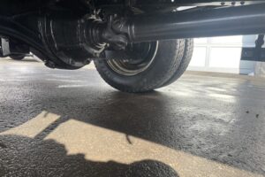 サムネイル: 平成23年　デュトロ２トン平ワイドロング　全塗装済み　車検1年付