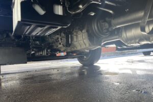 サムネイル: 平成23年　デュトロ２トン平ワイドロング　全塗装済み　車検1年付