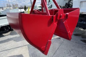 サムネイル: 平成16年　三菱　ファイター　４トンヒアブダンプ　土砂禁（車検令和7年10月）