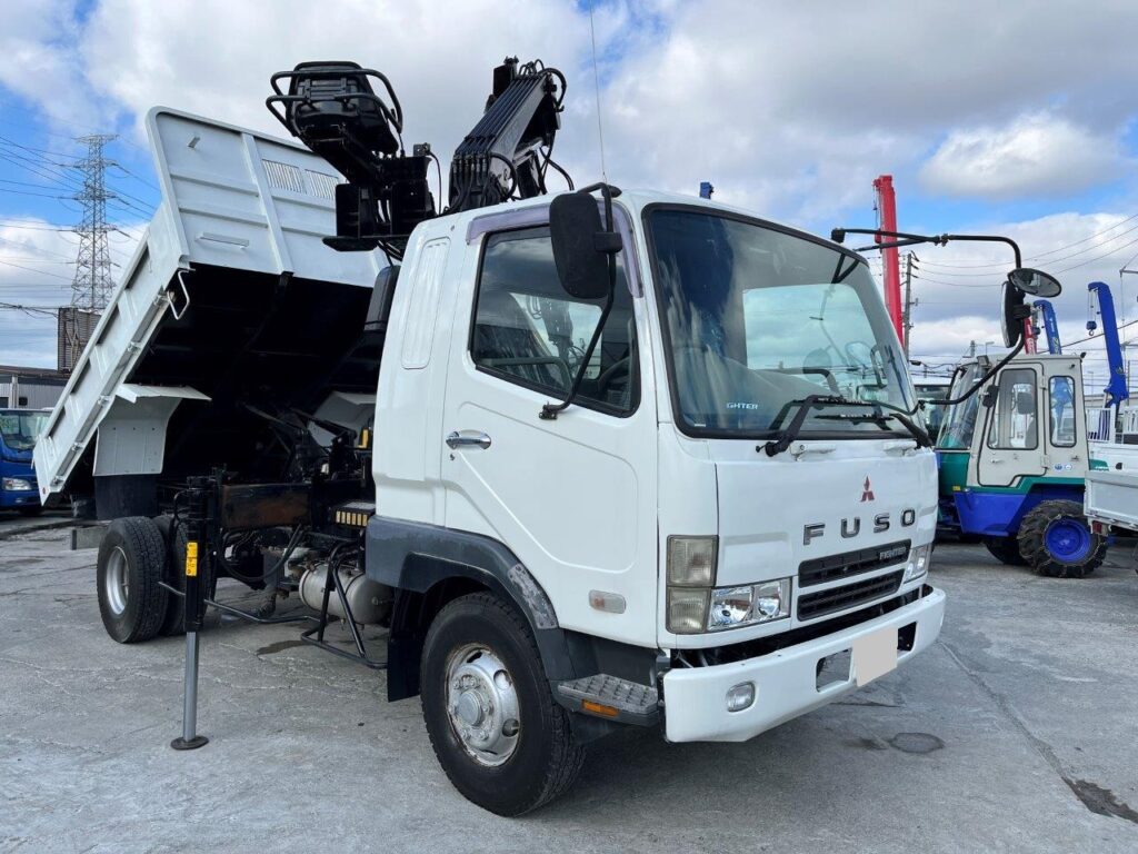 平成16年　三菱　ファイター　４トンヒアブダンプ　土砂禁（車検令和7年10月）