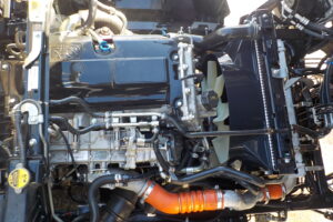 サムネイル: 平成30年　アトラス2ｔ平　★ワイドロング　★車検１年付　★特殊シフター