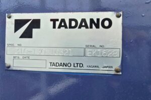サムネイル: 平成24年　日野　レンジャー　４トン３段クレーン　ロングジャッキ・フックイン・ラジコン付（車検令和7年12月）
