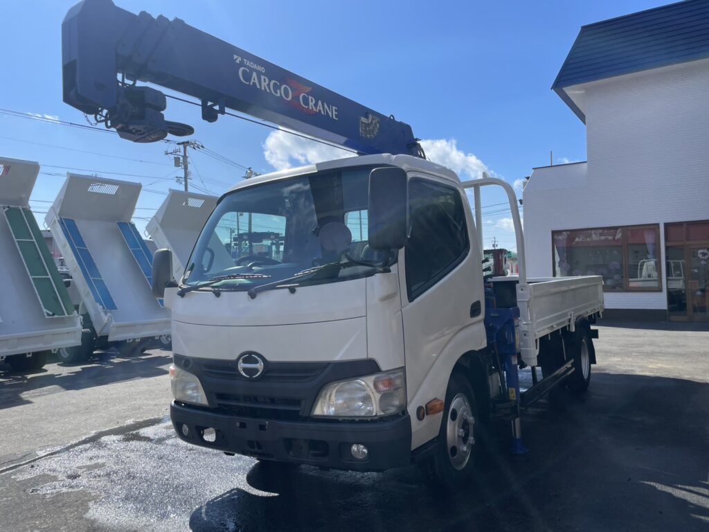 平成23年　デュトロ３トン４段クレーンロング ラジコン・フックイン　荷台・下廻り塗装済み