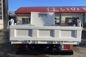 サムネイル: 平成23年　エルフ２トンダンプ　全塗装済み　車検1年付　コボレーン　フル装備　ETC　５MT