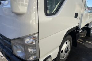 サムネイル: 平成23年　エルフ２トンダンプ　全塗装済み　車検1年付　コボレーン　フル装備　ETC　５MT