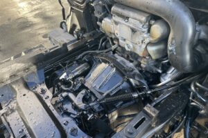 サムネイル: 平成23年　エルフ２トンダンプ　全塗装済み　車検1年付　コボレーン　フル装備　ETC　５MT