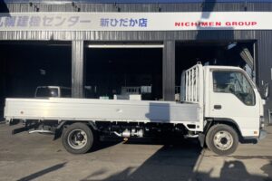 サムネイル: 平成18年　エルフ２トン平ワイドロング　アルミアオリ