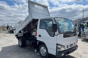 サムネイル: 平成18年　いすゞ　エルフ　２トンダンプ（小型貨物・4ナンバー）（車検1年付）