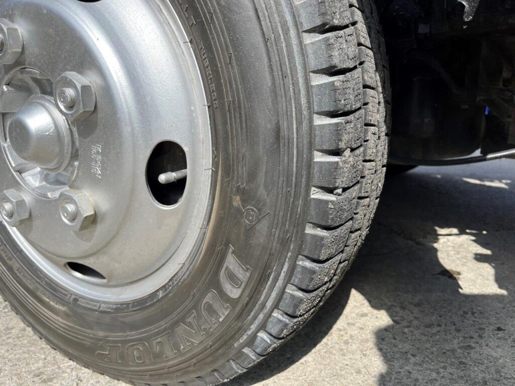 平成18年　いすゞ　エルフ　２トンダンプ（小型貨物・4ナンバー）（車検1年付）