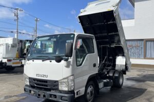 平成30年　エルフ２トンダンプ４WD　全塗装済み　