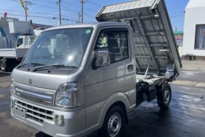 令和2年　キャリイ軽ダンプ４WD三方開き　車検令和8年3月