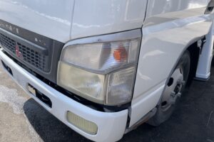 サムネイル: 平成18年　キャンター12M高所作業車 FRPバケット 全塗装済み