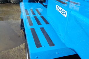 サムネイル: 平成20年　キャンター 11.9ｍ高所作業車　ＦＲＰバケット