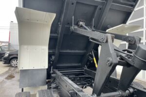 サムネイル: 平成26年　レンジャー４トン深ダンプ土砂禁　車検令和8年2月