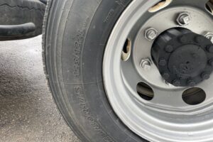 サムネイル: 平成26年　レンジャー４トン深ダンプ土砂禁　車検令和8年2月