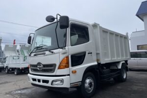 サムネイル: 平成26年　レンジャー４トン深ダンプ土砂禁　車検令和8年2月