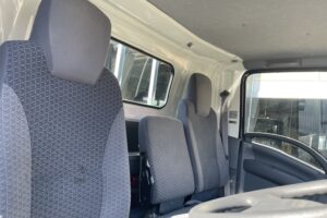 サムネイル: 平成30年　エルフ２トン平ロング　アルミアオリ　４WD　車検令和7年9月