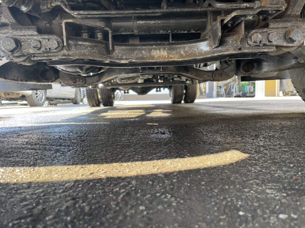 平成30年　エルフ２トン平ロング　アルミアオリ　４WD　車検令和7年9月