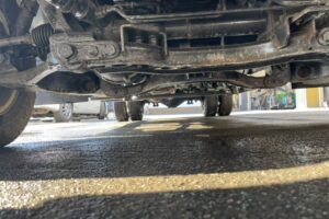 サムネイル: 平成30年　エルフ２トン平ロング　アルミアオリ　４WD　車検令和7年9月