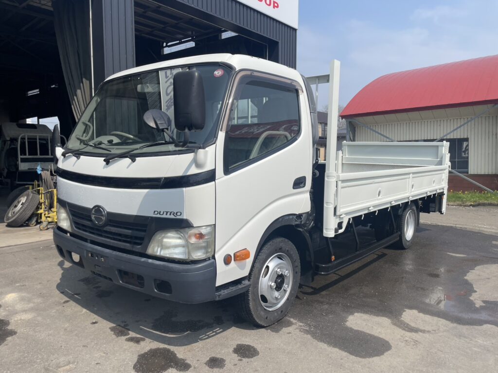 平成22年　デュトロ1.8トン平　ワイドロング　パワーゲート　荷台・下廻り塗装済