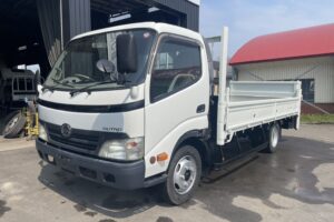 平成22年　デュトロ1.8トン平　ワイドロング　パワーゲート　荷台・下廻り塗装済
