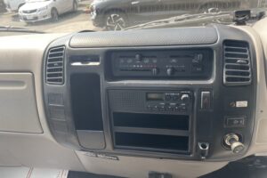 サムネイル: 平成22年　デュトロ1.8トン平　ワイドロング　パワーゲート　荷台・下廻り塗装済