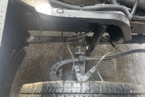サムネイル: 平成22年　デュトロ1.8トン平　ワイドロング　パワーゲート　荷台・下廻り塗装済