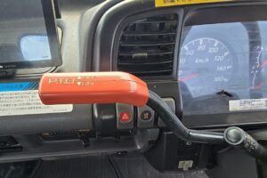サムネイル: 平成18年　いすゞ　エルフ　14.6ｍ高所作業車　電工仕様・ウィンチ付（車検2年付）