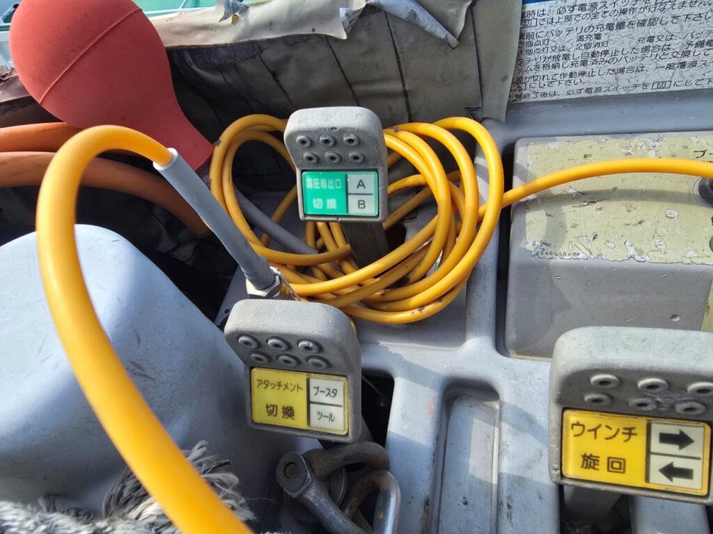 平成18年　いすゞ　エルフ　14.6ｍ高所作業車　電工仕様・ウィンチ付（車検2年付）
