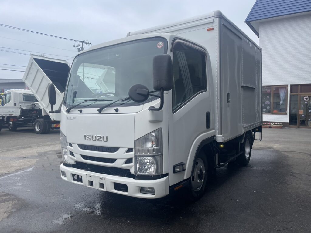 平成27年　エルフ２トンパネル　４WD　荷台・下廻り塗装済み　車検1年付