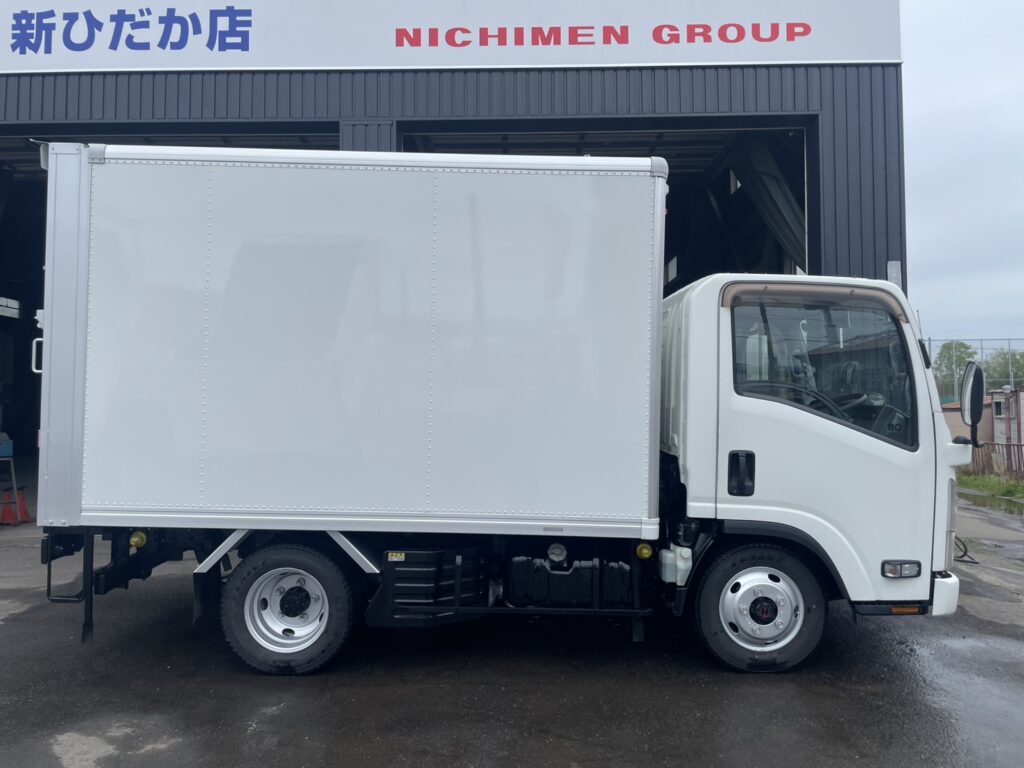 平成27年　エルフ２トンパネル　４WD　荷台・下廻り塗装済み　車検1年付