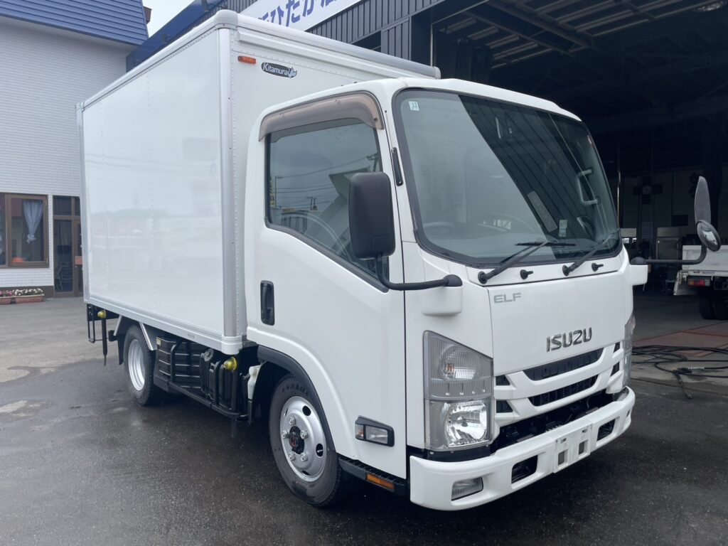 平成27年　エルフ２トンパネル　４WD　荷台・下廻り塗装済み　車検1年付