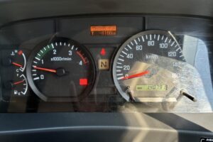 サムネイル: 平成20年　いすゞ　フォワード　４トン４段クレーン　フックイン（車検1年付）