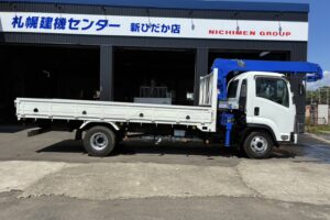 サムネイル: 平成20年　いすゞ　フォワード　４トン４段クレーン　フックイン（車検1年付）