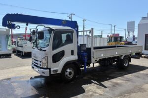 サムネイル: 平成20年　いすゞ　フォワード　４トン４段クレーン　フックイン（車検1年付）
