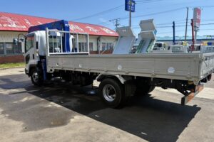 サムネイル: 平成20年　いすゞ　フォワード　４トン４段クレーン　フックイン（車検1年付）