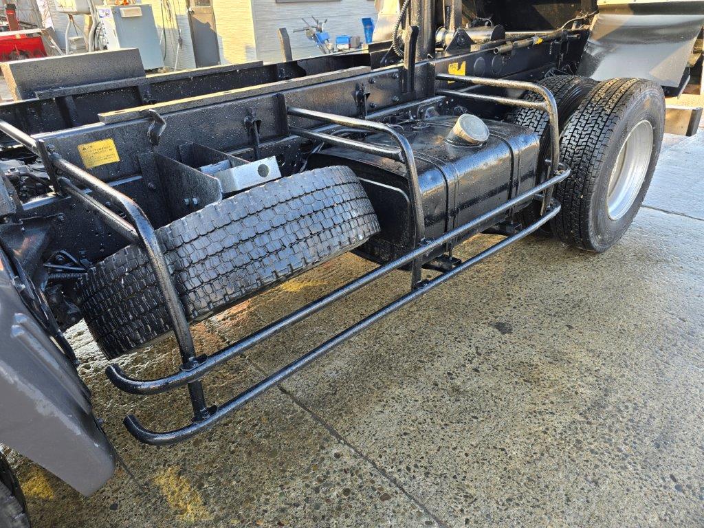 平成19年　日野　レンジャー　４トン深ダンプ　土砂禁（車検1年付）