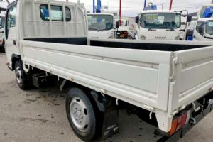 サムネイル: 平成２３年　いすゞ　エルフ１．５トン平　４ＷＤ！