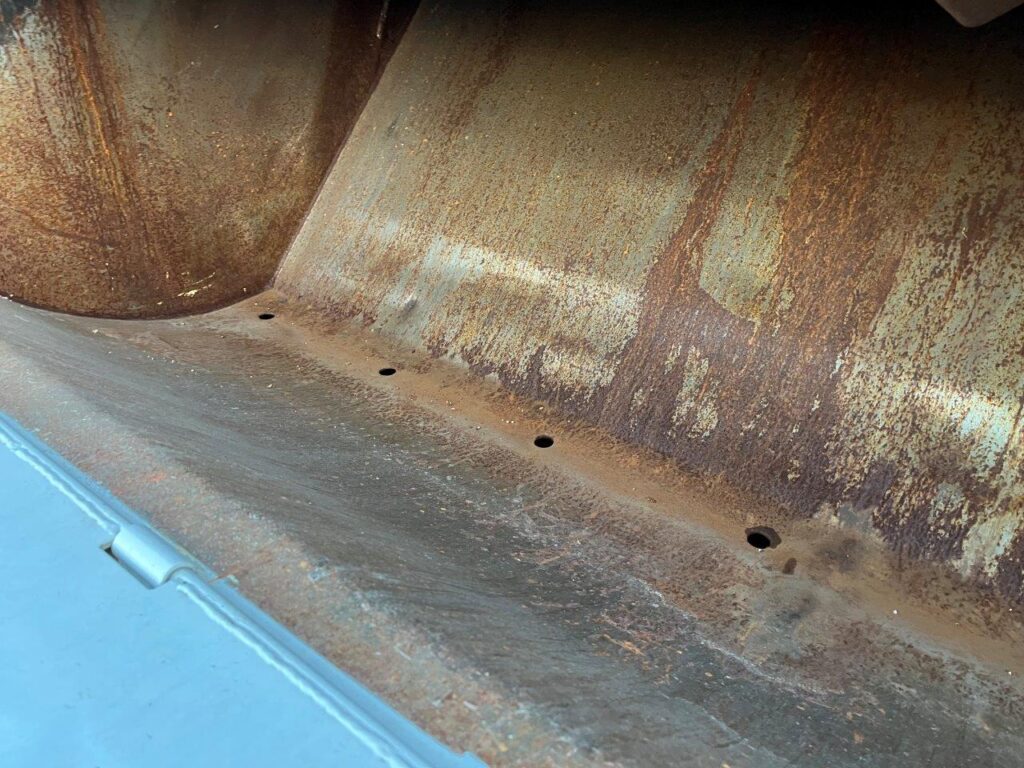平成26年　いすゞ　フォワード　プレス式パッカー8.2㎥　連続スイッチ・汚泥タンク・バックモニター（車検1年付）