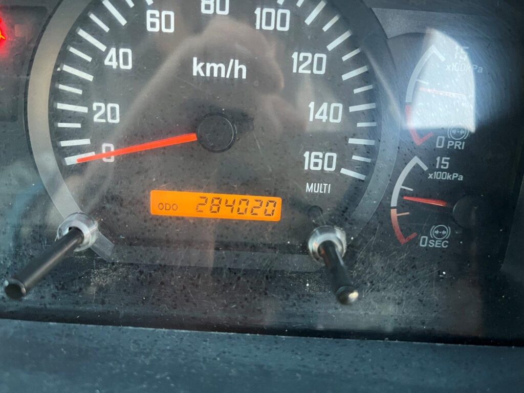 平成26年　いすゞ　フォワード　プレス式パッカー8.2㎥　連続スイッチ・汚泥タンク・バックモニター（車検1年付）