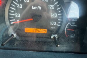 サムネイル: 平成26年　いすゞ　フォワード　プレス式パッカー8.2㎥　連続スイッチ・汚泥タンク・バックモニター（車検1年付）
