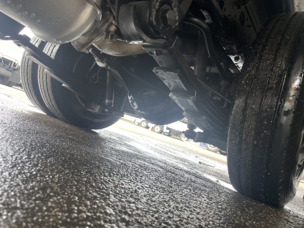平成29年　アトラス1.2トンパネル４WD　ラッシングレール２段　車載拡声器付　令和8年2月車検
