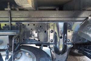 サムネイル: 平成30年　タイタン 1.5ｔ平　★4ＷＤ★パワーゲート付★車検令和8年3月★